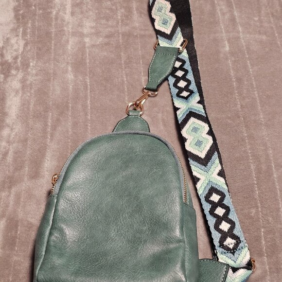 JEN & CO. Ellen Women Vegan Leather Crossbody/Fanny Pack/Sling Bag - Picture 8 of 9